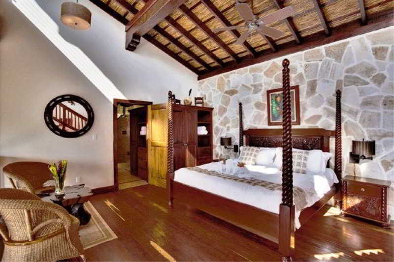 בלמופן Ian Andersons Caves Branch Jungle Lodge מראה חיצוני תמונה