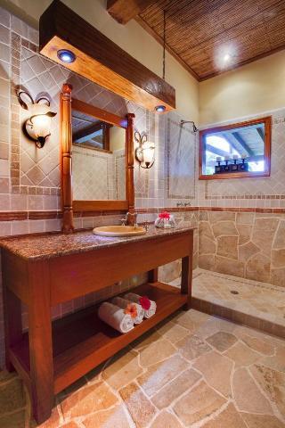 בלמופן Ian Andersons Caves Branch Jungle Lodge מראה חיצוני תמונה